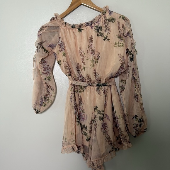 Allison New York One Shoulder Floral Romper ruffle one-piece coquette romantic M - Picture 8 of 12